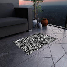 Load image into Gallery viewer, Black/White Outdoor Rug
