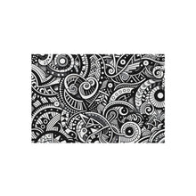 Load image into Gallery viewer, Black/White Outdoor Rug
